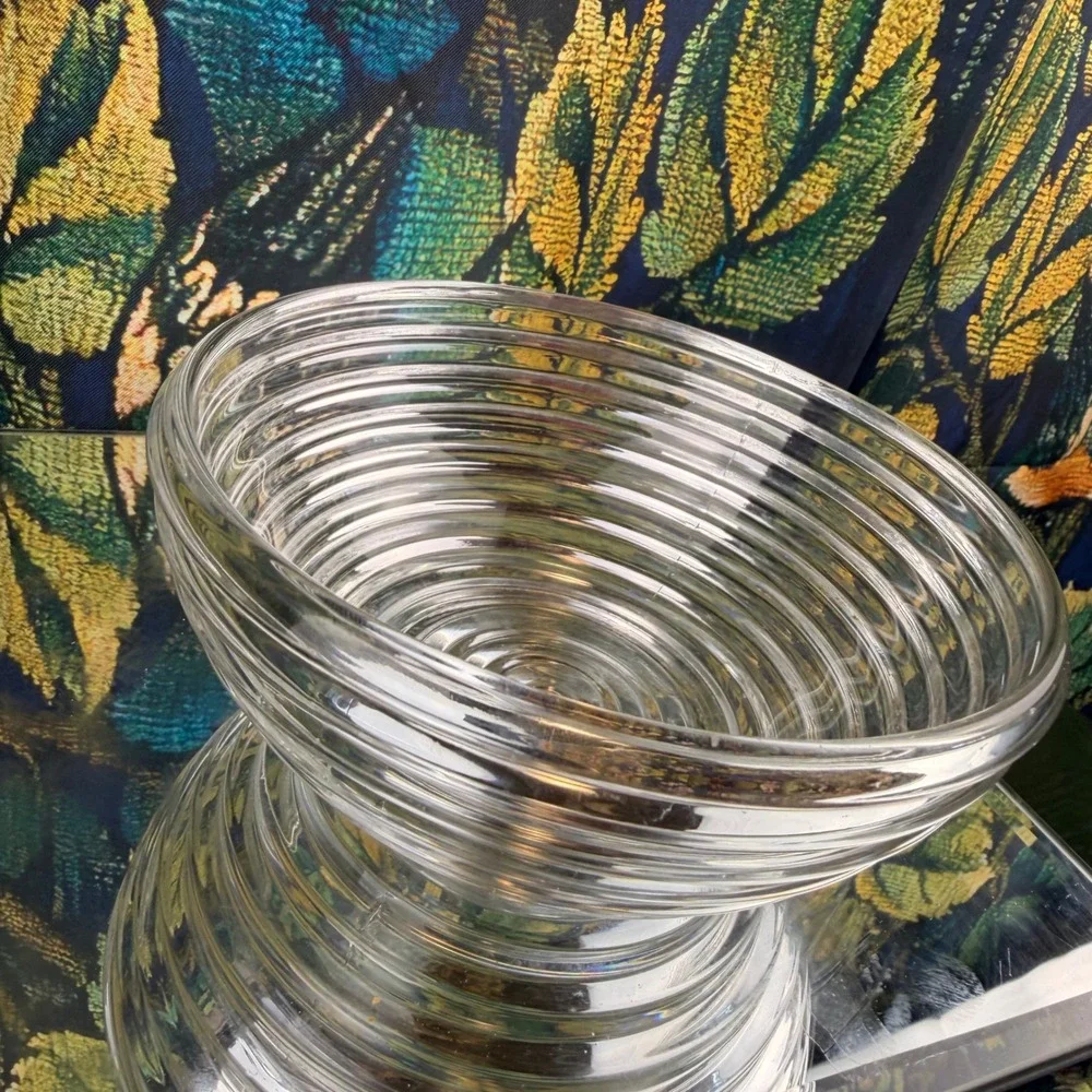 Park Avenue Clear Glass Ribbed Concentric Circle Decorative Bowl‎ Centerpiece